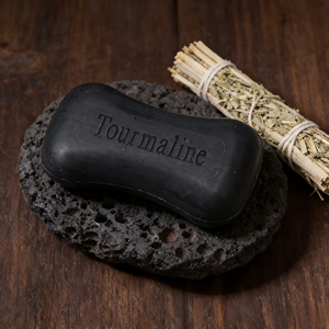 Jabón de baño sólido de gran venta, jabón negro asequible para limpieza de la piel, personalización de fábrica, venta al por mayor - Product Image 3