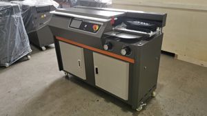 A4 colla Binder macchina lavorazione libri anteriore C50 C60 carta laminazione macchina con Omron PLC motore e pompa componenti del nucleo - Product Image 5