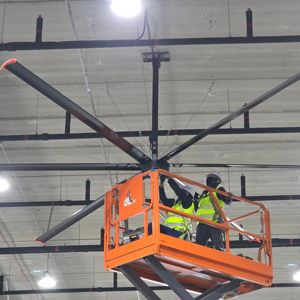 Ventilateurs de plafond HVLS industriels de taille 7,3 m, couleur noire ou grise, à aimant permanent, dernier design, avec moteur de 1,1 kW pour entrepôt - Product Image 1
