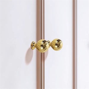 Tirador de Bola Corrugado de Aleación de Zinc para Mesitas de Noche, Armarios, Vinotecas y Gabinetes de Cocina - Acabado Dorado, Diseño Sencillo - Product Image 3