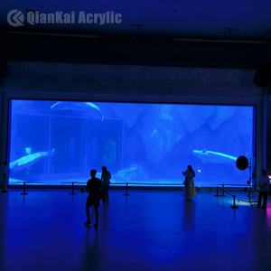 Grande piscine en acrylique cylindrique de luxe moderne avec visualisation verticale de 100W pour les expositions élégantes d'affichage de méduses - Product Image 3
