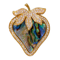 Luxe vintage trendy fruitbloem broche van verguld metaal met kristallen en strass, op maat gemaakt ontwerp, unisex, geschikt voor verloving, feest en bruiloft