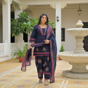 Ensemble Salwar Farsi en coton bleu brodé pour femme avec dupatta imprimé, style traditionnel, coupe ample, longueur cheville, tenue décontractée, Inde - Product Image 1