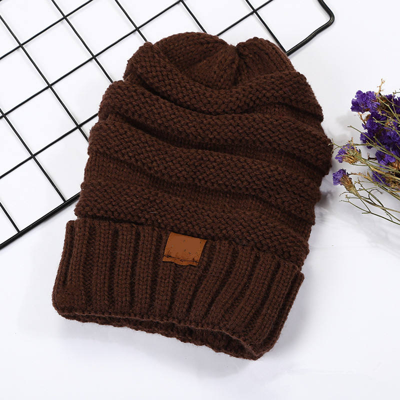 สีน้ำตาล