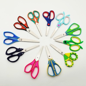 Đa-Màu Sắc Kawaii Crafting An Toàn Văn Phòng Phẩm Nhỏ Giáo Dục Kéo Cho Trẻ Em Lưỡi Thép Không Gỉ Cho Trường Học Cắt Giấy - Product Image 6