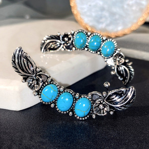 Nuovi Orecchini Bohémien Esagerati, Grandi Orecchini Retrò con Imitazione Turchese, Stile Etnico, Gioielli da Donna - Product Image 4