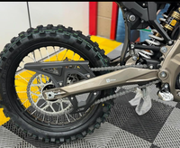 Großhandel 2026 Surron Ultra Bee 24,5KW Spitzenleistung Elektro-Dirtbike 74V 60Ah Hochgeschwindigkeits-Offroad-Elektromotorrad für Erwachsene