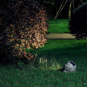 Lampe solaire Huichu en pierre, éclairage LED extérieur pour jardin avec interrupteur à induction pour l'éclairage paysager - Product Image 4