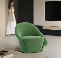 Fauteuil simple moderne italien, fauteuil de salon, chaise de salon