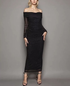 Abito in Tessuto a Rete Argento, Stile Europeo/Americano <span class=keywords><strong>Monospalla</strong></span> con Gamba Larga e Maniche Lunghe - Product Image 4