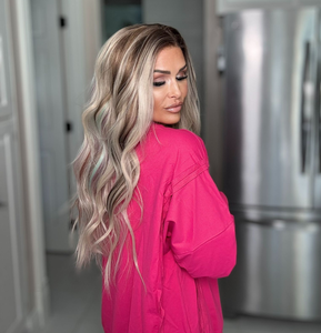 วิกผมหน้าผากลูกไม้ HD 13x4 สีบลอนด์ประกายเทา ราคาโรงงานคาร์คิรา จัดส่งเร็ว  ทรงผมสแกนดิเนเวียน  โปร่งใส ทนความร้อน ไม่ต้องใช้กาว - Product Image 2