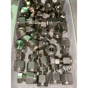 Capuchon Swagelok SS-400-C, pour tube de 1/4 po de diamètre extérieur, en acier inoxydable. (BOÎTE de 49) Utilisé - Product Image 1