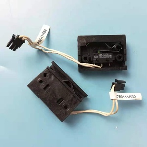 Micro-interrupteur de câble de haute qualité 1750111632 (Micro-Fit) CMD-V4 Distributeur Kit de verrouillage interne En vente - Product Image 1