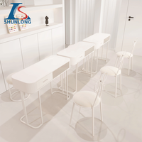 Salon de manucure de luxe table et chaises de manucure double places blanches ensemble table et chaises de salon de beauté moderne ensembles de table et de chaises de salon de manucure
