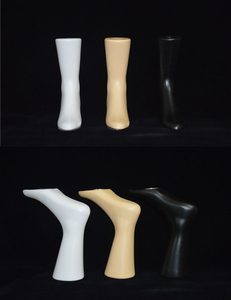 Présentoir de mannequin en plastique de <span class=keywords><strong>couleur</strong></span> <span class=keywords><strong>chair</strong></span> blanc pour chaussettes et chaussures - Product Image 4