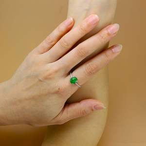 แหวนเพชร Jadeite ทองคําขาว 18K แฟชั่นหรูหราที่กําหนดเองคุณภาพสูงแหวนเพชรทองคําขาว 18K Jadeite - Product Image 6