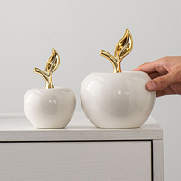 Décoration de table en céramique style nordique moderne et luxueux, projet d'art minimaliste pour la maison