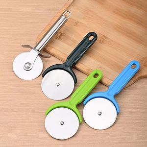 Multifunctional Roller Stainless Steel <b>Plastic</b> Handle Pizza Cutter Round Pastry Cutting Knife Kitchen Tools - Product Image 1