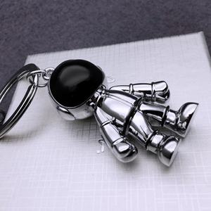Llavero de robot espacial de moda, colgante para parejas, llavero para coche de hombre, colgante para llaves de chica, disponible en stock - Product Image 2