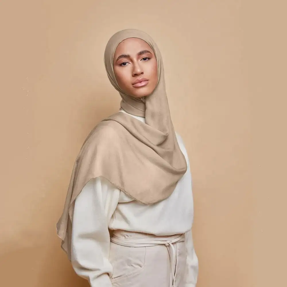 Grosir syal etnik ringan tekstur polos berkerut jilbab Crepe wanita Muslim syal jilbab Modal katun Linen lembut