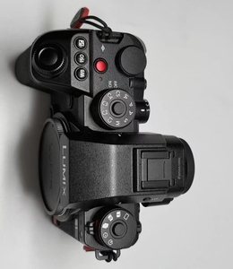 กล้องดิจิตอลคุณภาพสูงระดับมืออาชีพ LUMIX DC-S1 II กล้องถ่ายภาพคุณภาพระดับ 6K รุ่น S1 II S1 Mark II - Product Image 1