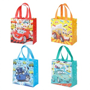 Sac fourre-tout en non-tissé écologique à motif de voiture de dessin animé, avec logo imprimé par sérigraphie, pour la vente en gros, l'emballage de cadeaux, les bonbons, les fêtes et le shopping - Product Image 3