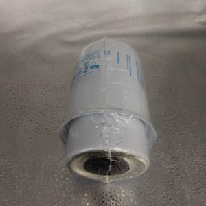 Filter Diesel P551432 Cocok untuk Dozer Seri D Caterpillar, Excavator 300D, Komatsu PC300-8, Seri Hitachi ZAXIS - Product Image 1