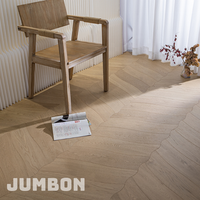 Parquet Chevron en chêne, plancher en bois d'ingénierie pour les intérieurs d'appartements contemporains