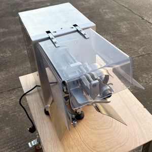 Petite machine de découpe automatique électrique 3 en 1 pour enlever les noyaux de pommes et les poires - Product Image 4