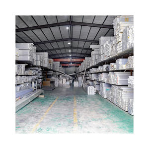 Custom Todos os Tipos de Perfis De Extrusão De Alumínio 6061 6063 Material Portas e janelas Perfis De Alumínio Padrão Industrial - Product Image 1