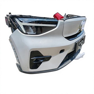 Pare-chocs avant d'usine d'occasion pour <span class=keywords><strong>Volvo</strong></span> <span class=keywords><strong>XC40</strong></span> R-Design - Product Image 2