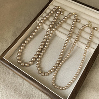 Collier ras du cou ajustable en perles imitation couleur champagne, classique et très vendu, pour femme, idéal pour le quotidien, le bureau ou les rendez-vous.