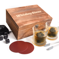 Pierres à whisky refroidissantes en granit, glaçons et pierres refroidissantes réutilisables et pierres à whisky basalte noir personnalisées