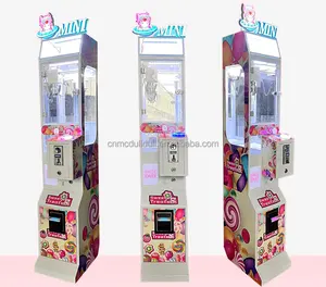 Mini machine à griffes de grue de jeux électroniques à jetons de jouet coloré pour le centre commercial