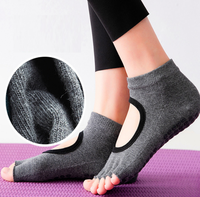 Chaussettes de yoga à cinq doigts en coton peigné fin pour femmes demi-orteil conception antidérapante hauteur d'équipage entraînement Pilates professionnel gymnastique danse