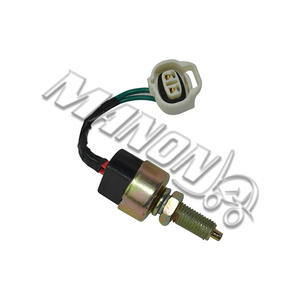 สวิตช์ไฟเบรกโตโยต้า 57420-26600-71 สำหรับอะไหล่รถยกไฟฟ้า - Product Image 1