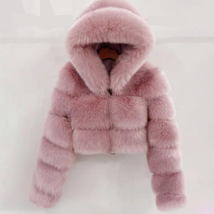<span class=keywords><strong>Manteau</strong></span> court en fausse <span class=keywords><strong>fourrure</strong></span> pour <span class=keywords><strong>femme</strong></span> <span class=keywords><strong>avec</strong></span> <span class=keywords><strong>capuche</strong></span> intégrée et finition lisse - Product Image 1