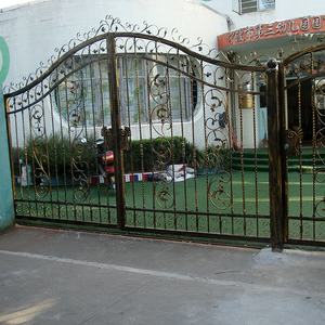 Rejas Modernas de Hierro Forjado y Acero para Puertas y Ventanas, Montadas en la Pared para Dormitorio y Sala de Estar - Product Image 5