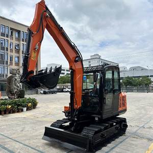 Excavatrice sur chenilles JG40L de 4 tonnes utilisée pour la régénération urbaine et le développement d'espaces verts durables - Product Image 6