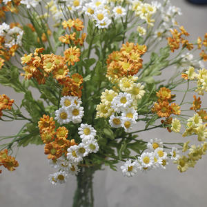 Flores Artificiales de Margarita Hechas a Mano al por Mayor IJ046, 30 Cabezas de Seda Realistas para Decoración de Navidad, Bodas, Cumpleaños y Hogar - Product Image 5