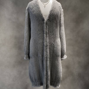 Abrigo de Piel Tejido a Mano Estilo Francés Vintage, Corte Ajustado, para Embarazadas, de Lana/Viscosa, con Líneas Decorativas - Product Image 2