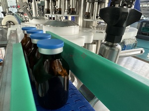 Ligne de production de remplissage entièrement automatisée IVEN pour les produits biologiques stériles et les liquides oraux - Product Image 6