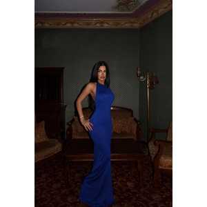 Robe longue Thelma vintage bleu marine en polyester, coupe empire, avec dentelle, disponible en tailles XS à XL - Product Image 3