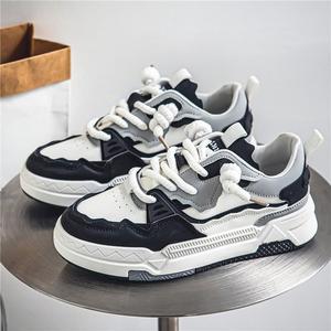 Sneakers Casual da Uomo Nere, Bianche e <span class=keywords><strong>Grigie</strong></span> - Suola Spessa, Design con Lacci Spessi, Scarpe Alla Moda per Outfit Maschili Trendy - Product Image 4