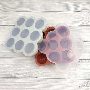Vente en gros de moules à glace ronds en silicone de qualité alimentaire Conteneur de stockage d'aliments pour bébés fait maison Bacs à glaçons à 9 grilles <span class=keywords><strong>avec</strong></span> couvercles - Product Image 2