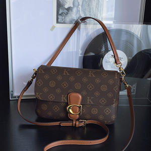 Minibolso elegante al por mayor para mujer, bolso de cadena cuadrado a la moda con estampado Retro, bolso cruzado de un solo hombro de lujo para mujer - Product Image 4