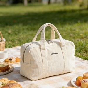 Bolsas de Lona Blancas con Logotipo Personalizado, Bolsas de Deporte de Pana Premium, Bolsa de Viaje Pequeña Minimalista - Product Image 6