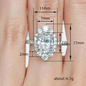 Anello a Forma di Marquise Ovale Stile Matrimoniale per Donne - Product Image 5