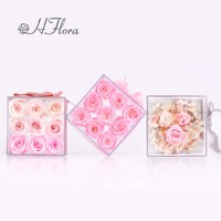 Fournisseur direct d'usine - 9 roses éternelles dans une boîte cadeau en acrylique - Décorations de remise de diplôme - Longue durée (3-5 ans) - Fabriquées à la main