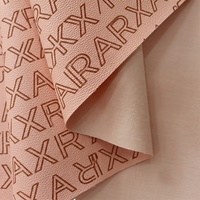 Tissu en similicuir à motif lettres pour porte-clés, cuir synthétique PVC imprimé numérique personnalisé pour la décoration de sacs et la sellerie